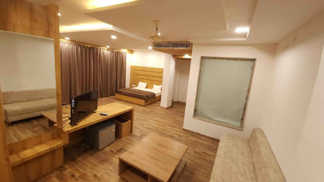 Aanandam Greens Hotel Sehore Exterior photo